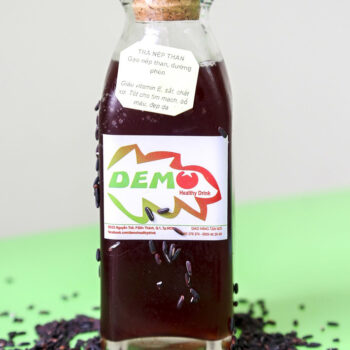 Chai thủy tinh vuông nút gỗ ép 350ml chai thủy tinh vuông 350ml nắp gỗ ép